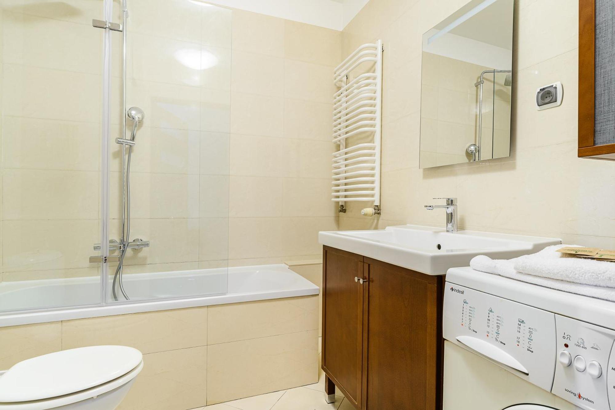 Dworzec Gdanski P&O Apartments Varsó Kültér fotó